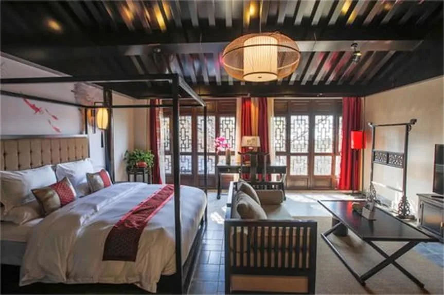 丽江古城特色民宿古朴典雅的纳西族风格住宿